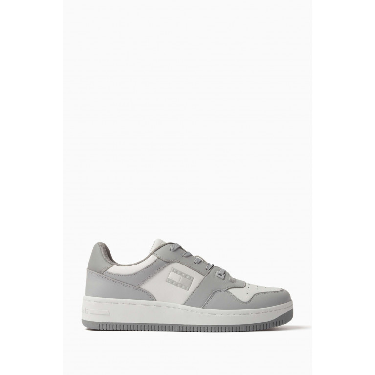 Tommy Jeans - Retro Basketball Trainers in Leather Grey