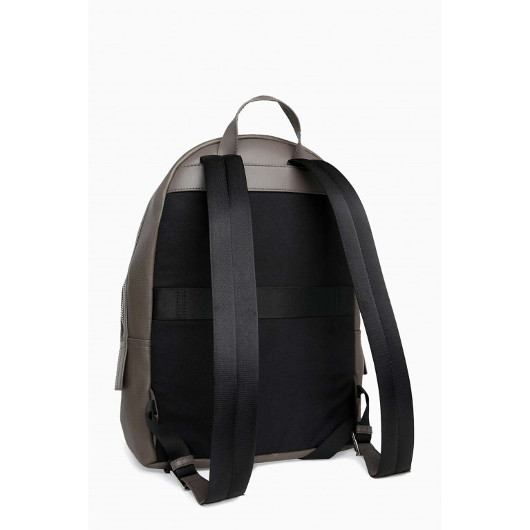 Tommy Hilfiger - Logo Backpack in Premium Leather