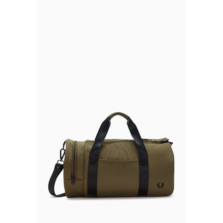 Fred Perry - Logo Barrel Bag in Nylon Ripstop