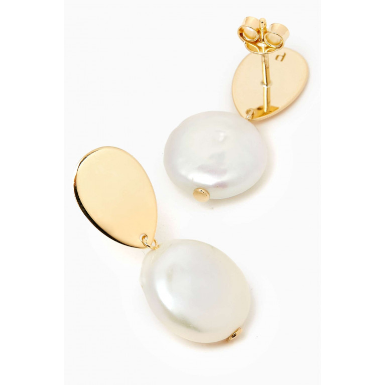 Damas - Kiku Pearl Drop Earrings in 18kt Gold