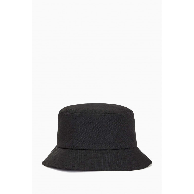 Fred Perry - Laurel Wreath Bucket Hat in Ripstop Fabric