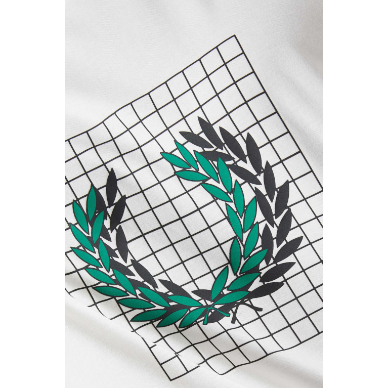 Fred Perry - Laurel Wreath Grid T-Shirt in Cotton
