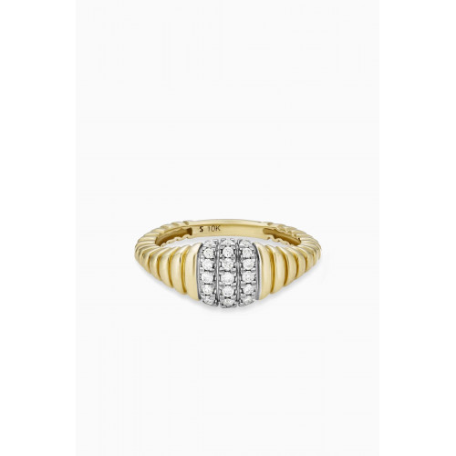 STONE AND STRAND - Pavé Diamond Pinky Ring in 10kt Gold