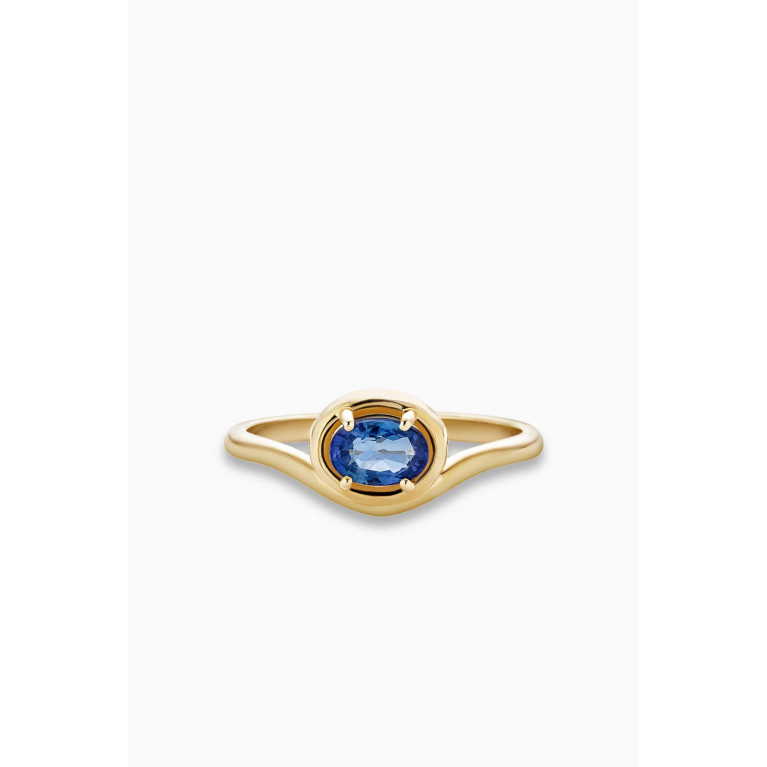 STONE AND STRAND - Oval Sapphire Ring in 10kt Gold Blue