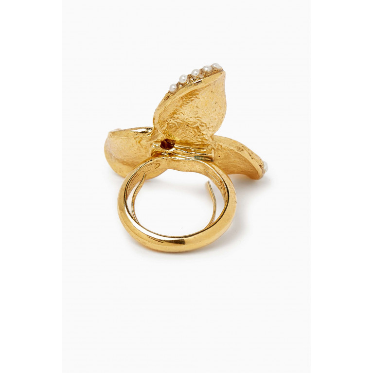 Oscar de la Renta - Tri Leaf Pearl Flower Ring in Metal