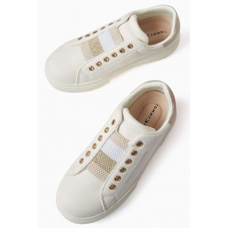 Tommy Hilfiger - Low Cut Sneakers in Faux Leather