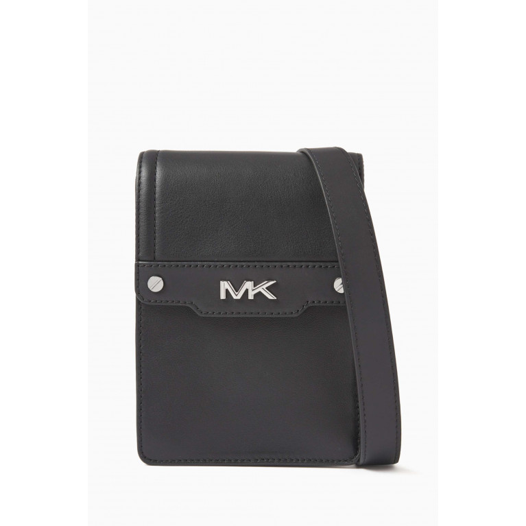 MICHAEL KORS - Varick Smartphone Crossbody Bag in Leather
