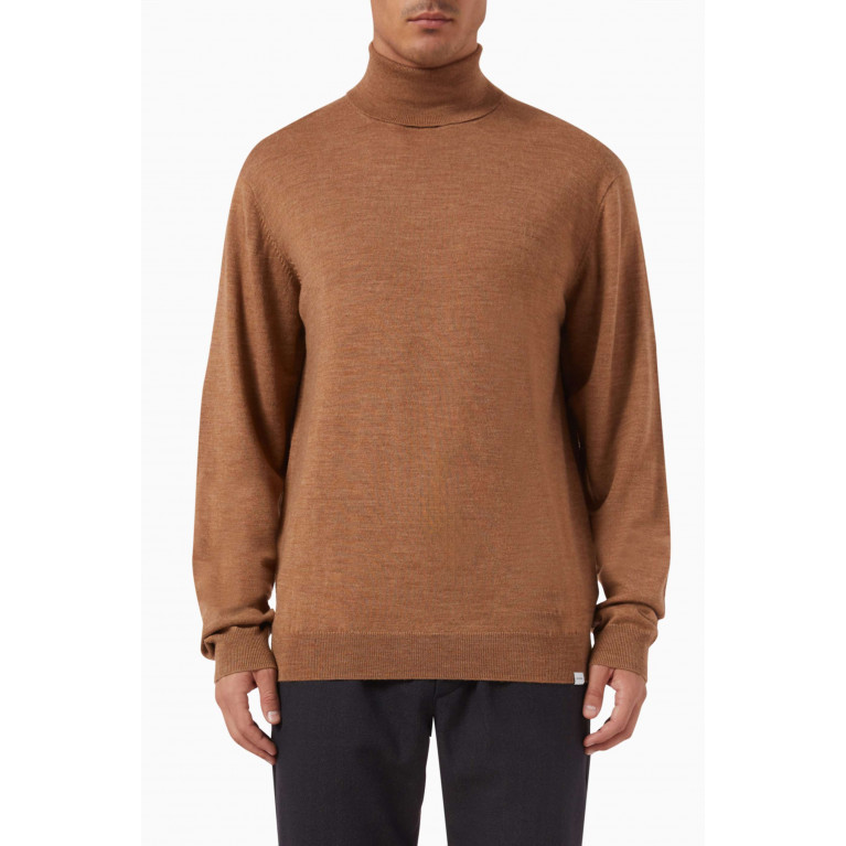Les Deux - Greyson Turtleneck Sweater in Merino Knit