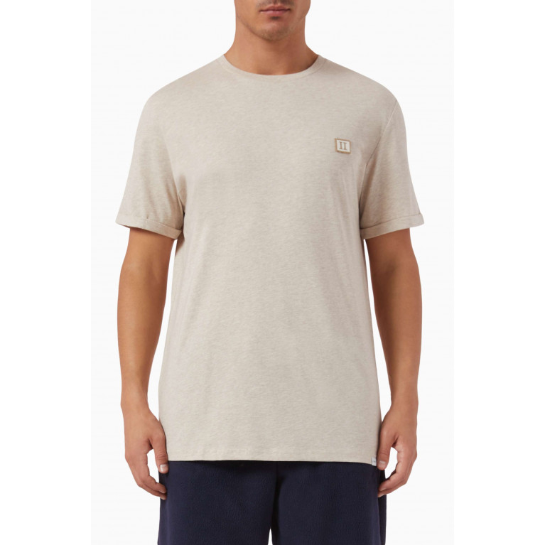 Les Deux - Piece Logo T-shirt in Cotton Neutral