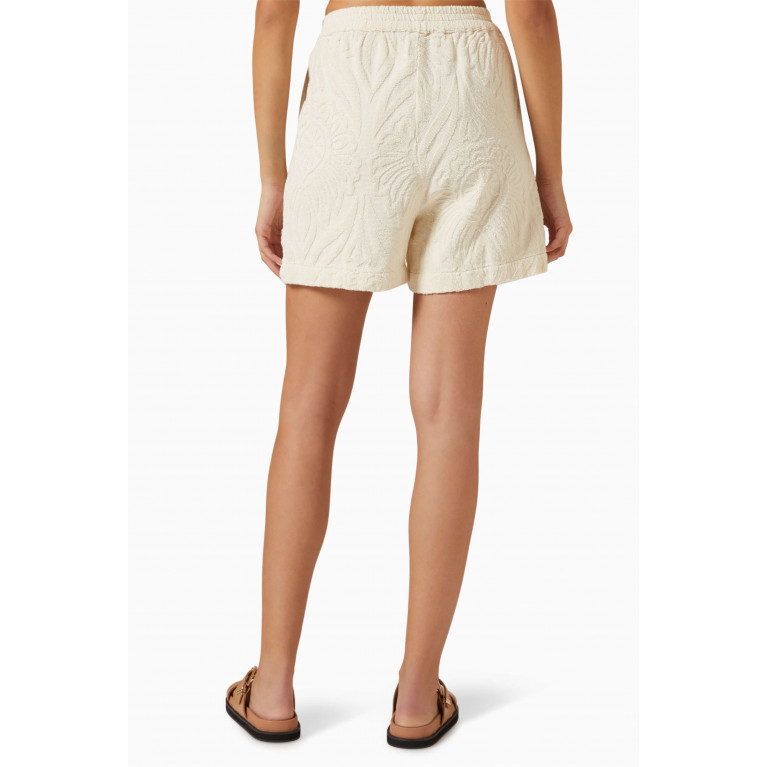 Kori - Elasticated waistband Shorts in Terry Cotton Neutral