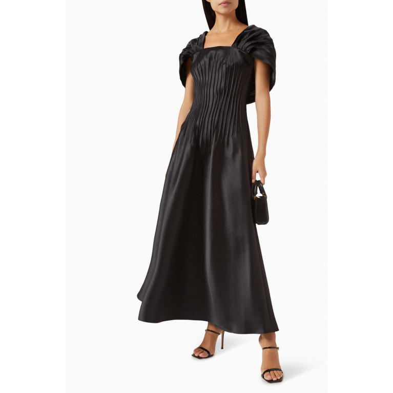 Alize - Pintuck Maxi Dress in Satin Black