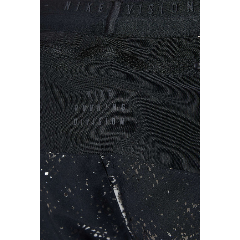 Nike - ADV Division Shorts in Nylon
