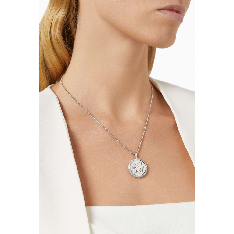 Jacob & Co. - Sharq Circular Allah Diamond Pendant Necklace in 18kt White Gold
