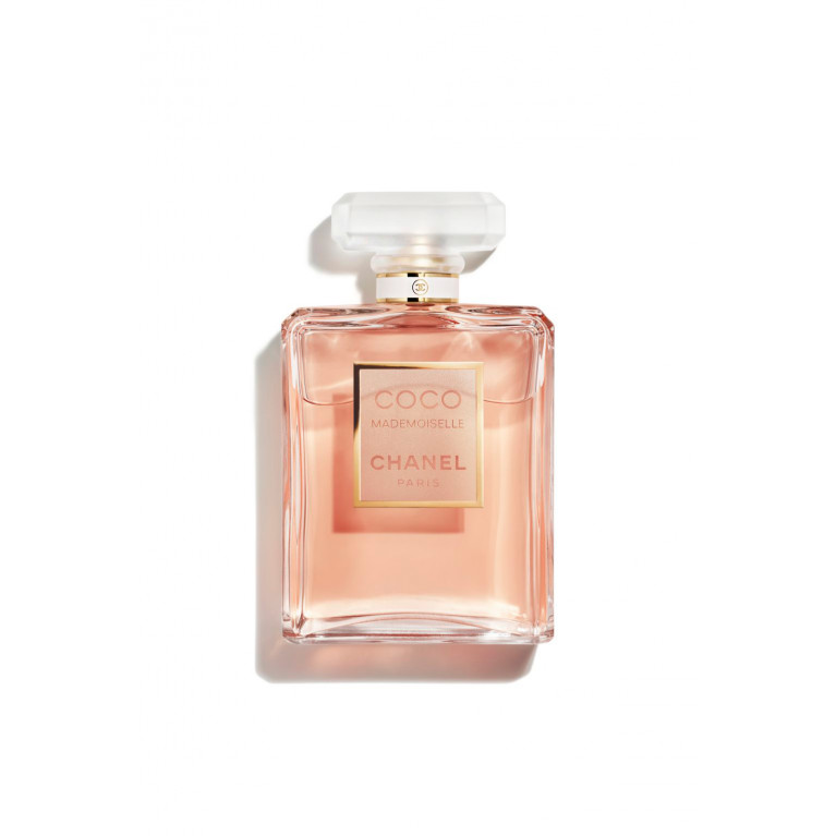 CHANEL- COCO MADEMOISELLE. The essence of a bold and free woman. A feminine oriental fragrance with a strong personality and a surprising freshness. No Color