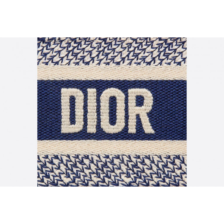 Сумка Dior Book Tote Mini с вышивкой Toile de Jouy Blue 