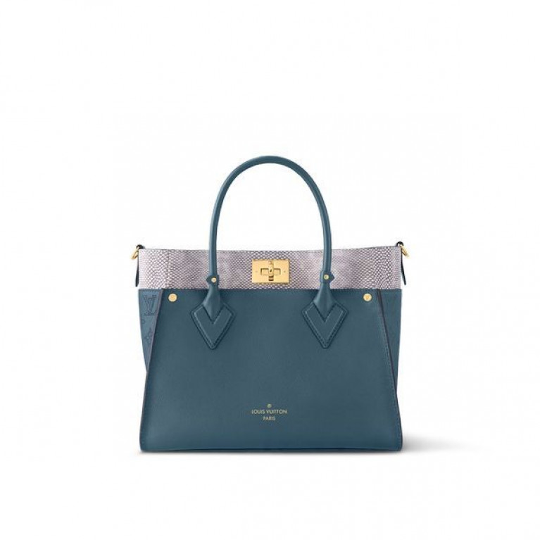 Сумка Louis Vuitton On My Side MM Storm Blue